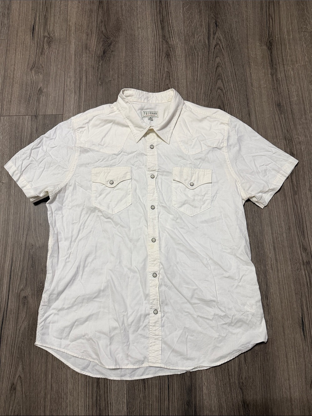 Tecovas White Short-Sleeve Button-Down Shirt with Dual Chest Pockets
